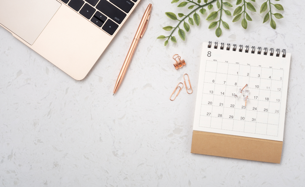 Wydruk kalendarzy – rodzaje, które sprawdzą się w Twojej firmie